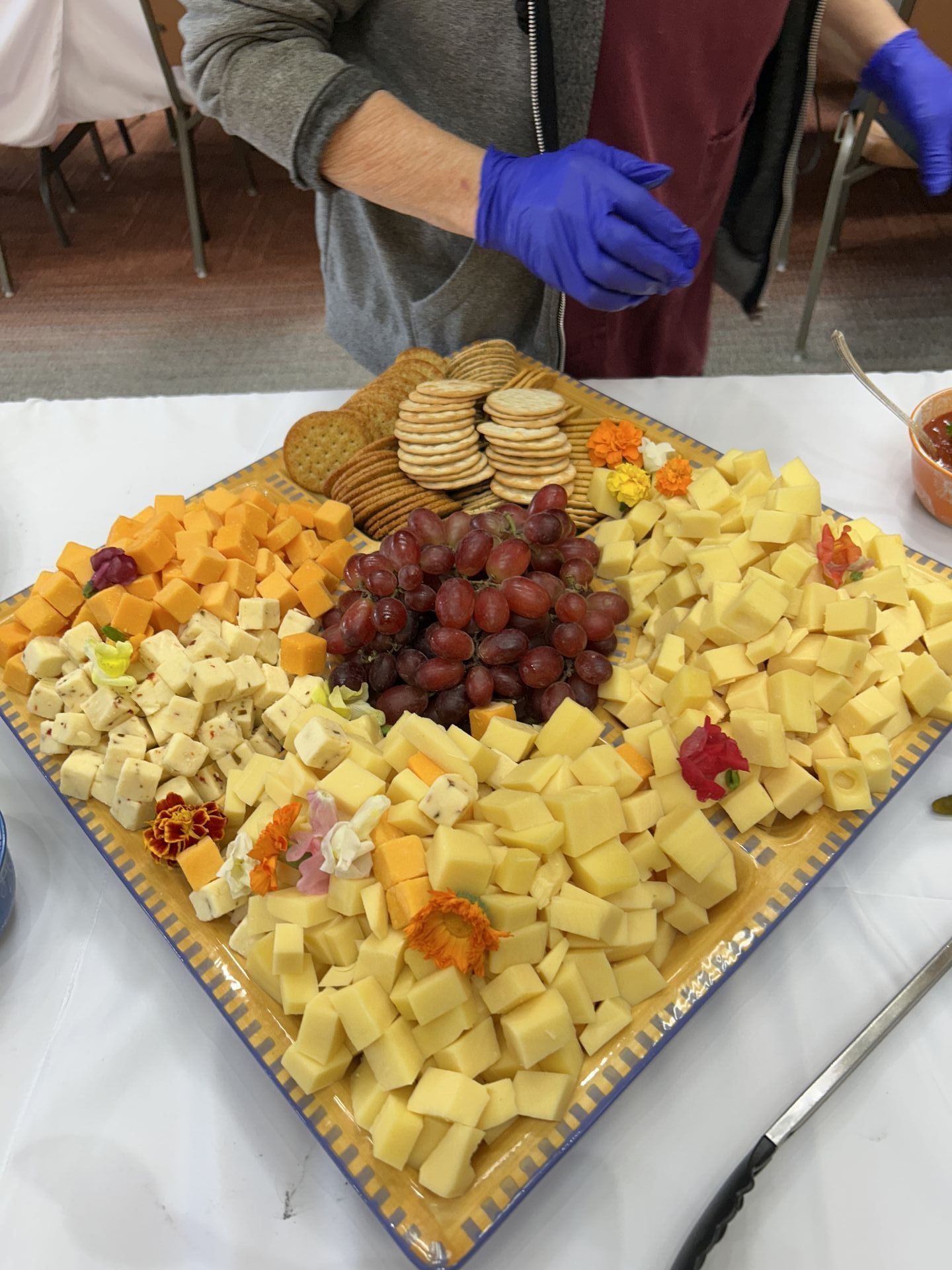 Cheese and crackers display